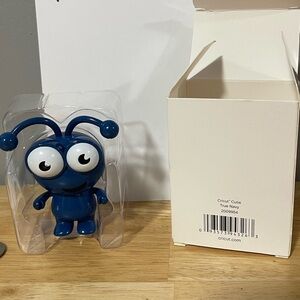 NIB Cricut Cutie Figure - True Navy